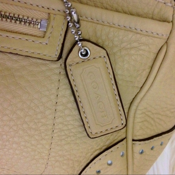 Coach Vintage Neutral Beige Sand Tan Cream Pebbled Leather Hand Bag Purse - Picture 8 of 8